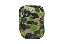 Load image into Gallery viewer, A BATHING APE アベイシングエイプ ミニポーチ カモ JAPAN製 コットン ナイロン カーキ ベージュ シルバー金具 美品 中古 4c070421