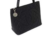Load image into Gallery viewer, CHANEL シャネル 復刻トート ハンドバッグ ココマーク 6番台 キャビアスキン ブラック キルティング シルバー金具 美品 中古 4c070536