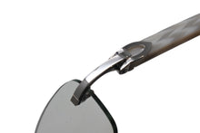 Load image into Gallery viewer, Cartier カルティエ リムレス メガネ フレーム 度入り 6239904 プラスチック メタル ホワイト シルバー金具 美品 中古 4c070612