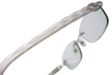 Load image into Gallery viewer, Cartier カルティエ リムレス メガネ フレーム 度入り 6239904 プラスチック メタル ホワイト シルバー金具 美品 中古 4c070612