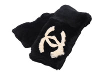 Load image into Gallery viewer, CHANEL シャネル デカココマーク ラパンネックウォーマー マフラー フランス製 ラパン ブラック ホワイト 美品 中古 4c070623