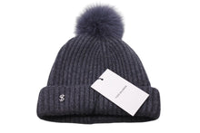 Load image into Gallery viewer, 新品未使用 YVES SALOMON イヴサロモン ニット帽 ニットキャップ ビーニー グレー ウール カシミヤ A9099 中古 4c070746