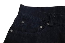 Load image into Gallery viewer, 極美品 CHROME HEARTS クロムハーツ フレアニー デニムパンツ サイズ37R クロスボール インディゴブルー コットン シルバ−925 中古 4c070867