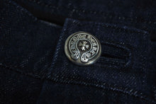 Load image into Gallery viewer, 極美品 CHROME HEARTS クロムハーツ フレアニー デニムパンツ サイズ37R クロスボール インディゴブルー コットン シルバ−925 中古 4c070867