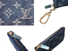Load image into Gallery viewer, 新品未使用 LOUIS VUITTON ルイヴィトン ポシェット クレ コインケース M95343 モノグラム デニム ブルー 中古 4c070911