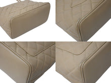 Load image into Gallery viewer, CHANEL シャネル 復刻トート 8番台 ハンドバッグ ココマーク キャビアスキン ベージュ ゴールド金具 美品 中古 4c070922