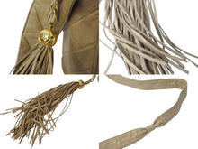 Load image into Gallery viewer, CHANEL シャネル ショルダーバッグ 3番台 ココマーク フリンジ ステッチ ベージュ レザー ゴールド金具 美品 中古 4c070936