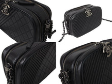 Load image into Gallery viewer, CHANEL シャネル ショルダーバッグ 20番台 ココボーイ ココマーク チェーンショルダー ブラック ラムスキン 美品 中古 4c070943