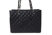 Load image into Gallery viewer, 極美品 CHANEL シャネル GST チェーントートバッグ ココマーク 13番台 A50995 キャビアスキン ブラック シルバー 中古 4c070961