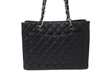 Load image into Gallery viewer, 極美品 CHANEL シャネル GST チェーントートバッグ ココマーク 13番台 A50995 キャビアスキン ブラック シルバー 中古 4c070961
