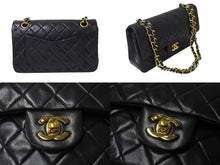 Load image into Gallery viewer, 極美品 CHANEL シャネル マトラッセ23 Wフラップ チェーン ショルダーバッグ ラムスキン 4番台 ブラック ゴールド金具 中古 4c070971
