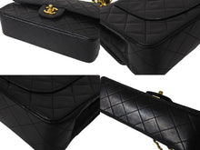 Load image into Gallery viewer, 極美品 CHANEL シャネル マトラッセ23 Wフラップ チェーン ショルダーバッグ ラムスキン 4番台 ブラック ゴールド金具 中古 4c070971
