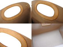 Load image into Gallery viewer, LOUIS VUITTON ルイヴィトン メープルドライブ ハンドバッグ M91376 モノグラム ヴェルニ ベージュ 美品 中古 4c070988