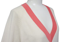 Load image into Gallery viewer, CHANEL シャネル セーター P61425K46799 サイズ34 カシミヤ ロゴ ココマーク ピンク アイボリー 美品 中古 4c070996