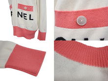 Load image into Gallery viewer, CHANEL シャネル セーター P61425K46799 サイズ34 カシミヤ ロゴ ココマーク ピンク アイボリー 美品 中古 4c070996