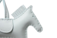 Load image into Gallery viewer, 新品未使用 HERMES エルメス ロデオPM チャーム ストラップ ヴェールペパーミント アニョーミロ W刻印 2024年製 中古 4c071040