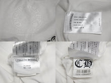 Load image into Gallery viewer, Chrome hearts クロムハーツ ネックロゴ バッククロスロゴ プリントポケットサイズ XL ホワイト 新型 美品 中古 4c071054