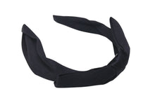 Load image into Gallery viewer, CHANEL シャネル カチューシャ ココマーク リボンモチーフ ヘアアクセサリー ブラック 18P フランス製 ブラック 美品 中古 4c071362