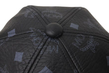 Load image into Gallery viewer, 新品同様 MCM エムシーエム モノグラムヴィセトス柄 スタッズ キャップ 帽子 AP9745 PVC ブラック 中古 4c071450