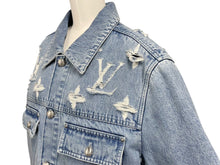 Load image into Gallery viewer, 新品未使用 LOUIS VUITTON ルイヴィトン 1AGING モノグラムデニム ダメージ ジャケット RM251MM PNB HSA18W サイズ48 中古 4c071663