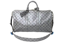 Load image into Gallery viewer, LOUIS VUITTON ルイヴィトン キーポル バンドリエール50 ボストンバッグ M43848 モノグラム 18SS シルバー PVC レザー 美品 中古 4c073978