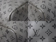 Load image into Gallery viewer, LOUIS VUITTON ルイヴィトン キーポル バンドリエール50 ボストンバッグ M43848 モノグラム 18SS シルバー PVC レザー 美品 中古 4c073978