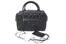 Load image into Gallery viewer, BALENCIAGA バレンシアガ マトラッセ シティ ハンドバッグ ブラック カーフ シルバー金具 ミニボストン 鞄 168031 美品 中古 4c074324