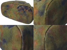 Load image into Gallery viewer, 極美品 CHANEL シャネル エンブロイダリー グラフィティ がま口 ハンドバッグ カーキ A92791 アンティークシルバー金具 中古 4c075056