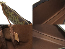 Load image into Gallery viewer, LOUIS VUITTON ルイヴィトン ポシェットアクセソワールモノグラムグラフィティ M92191 ハンドバッグ カーキ 美品 中古 4c075132