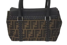 Load image into Gallery viewer, FENDI フェンディ ズッカ柄 セレリア ハンドバッグ AL 75443 キャンバス ブラック ブラウン シルバー 金具 美品 中古 4c075208