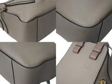 Load image into Gallery viewer, 新品同様 LOEWE ロエベ ハンモックバッグ スモール 2WAY ハンドバッグ サンド ソフトグレインカーフ 387 12KBN60 ショルダーバッグ 中古 4c075305