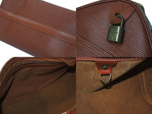 Load image into Gallery viewer, LOUIS VUITTON ルイヴィトン ハンドバッグ スピーディ25 M43003 ゴールド金具 ブラウン エピレザー 美品 中古 4c075318