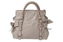 Load image into Gallery viewer, MIUMIU ミュウミュウ Side Ribbon Bag サイドリボンハンドバッグ ベージュ レザー RT0438 シルバー金具 美品 中古 4c075389