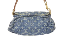 Load image into Gallery viewer, LOUIS VUITTON ルイヴィトン ミニプリーティ ハンドバッグ M95050 モノグラムデニム レザー ブルー 美品 中古 4c075399