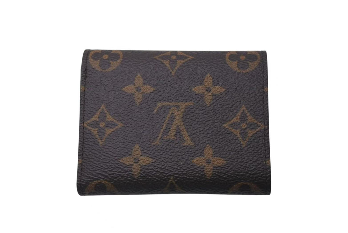 極美品 LOUIS VUITTON ルイヴィトン 三つ折り財布 イニシャル入り 