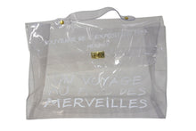 Load image into Gallery viewer, HERMES エルメス ビニール ケリー ハンドバッグ 不思議の国、エルメスへの旅 スケルトン クリア ゴールド金具 美品 中古 4c075627