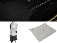 Load image into Gallery viewer, BALENCIAGA バレンシアガ ネオクラシック ミニシティ ハンドバッグ 300295 ブラック レザー シルバー金具 美品 中古 4c075647