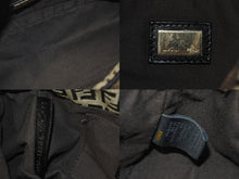 Load image into Gallery viewer, FENDI フェンディ ミニマンマバケット ズッカ柄 ハンドバッグ イタリア製 キャンバス ブラウン ブラック ゴールド金具 美品 中古 4c075886