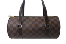 Load image into Gallery viewer, 極美品 LOUIS VUITTON ルイヴィトン ハンドバッグ ドラム型 筒状 ダミエ パピヨン26 N51304 ブラウン ゴールド金具 中古 4c075966