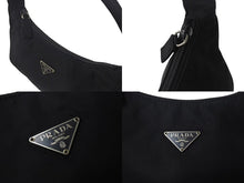 Load image into Gallery viewer, PRADA プラダ ホーボー ハンドバッグ ワンショルダーバッグ MV515 トライアングルロゴ ナイロン ブラック 美品 中古 4c076398