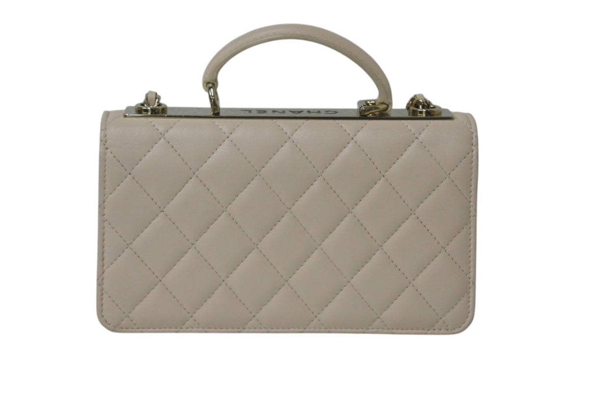 【メール便不可】 CHANEL AP4184 ショルダーバッグ チェーンクラッチ シャネル 小物