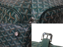 Load image into Gallery viewer, GOYARD ゴヤール クロワジュール 50 ボストンバッグ 2WAY グリーン ヘリンボーン PVC レザー シルバー金具 美品 中古 4c076735
