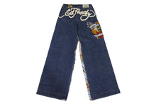 Load image into Gallery viewer, 新品未使用 ED HARDY エドハーディ リメイク フレアデニム スタッズ 刺繍 WEHD8400-2 コットン ブルー サイズ28 中古 4c069856