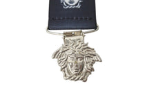 Load image into Gallery viewer, VERSACE ヴェルサーチ サスペンダー ズボン吊り メデューサ ヴィンテージ ゴム ブラック ホワイト シルバー金具 美品 中古 4c070415