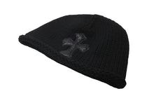 Load image into Gallery viewer, 極美品 CHROME HEARTS クロムハーツ クロスパッチ カシミア ビーニー ニットキャップ ブラック 牛革 シルバー925 中古 61845