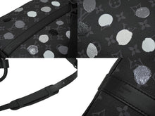 Load image into Gallery viewer, 新品同様品 LOUIS VUITTON ルイ ヴィトン × YK キーポル バンドリエール45 ボストンバッグ M46400 草間彌生 ブラック 中古 61973