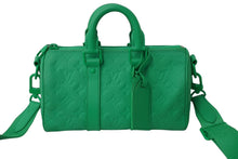 Load image into Gallery viewer, LOUIS VUITTON ルイ ヴィトン キーポルバンドリエール25 2WAYボストンバッグ M20929 トリヨン モノグラム グリーン 美品 中古 62314