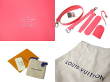 Load image into Gallery viewer, 未使用 LOUIS VUITTON ルイヴィトン キーポルバンドリエール50 ボストンバッグ バッグ レース ピンク M55267 中古 62690