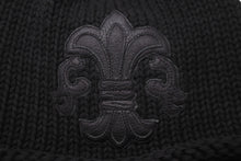 Load image into Gallery viewer, 極美品 CHROME HEARTS クロムハーツ ビーニー ニットキャップ コットン ジャパンタグ付き フレアボタン フレアパッチ ブラック 中古 63555