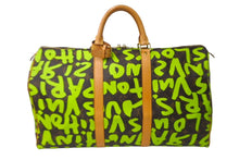 Load image into Gallery viewer, LOUIS VUITTON ルイ ヴィトン キーポル50 モノグラム グラフィティ スティーブン スプラウス M93700 グリーン 美品 中古 64130
